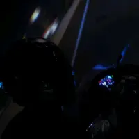 Y1****