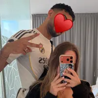 🇹****