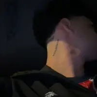 zaaa****